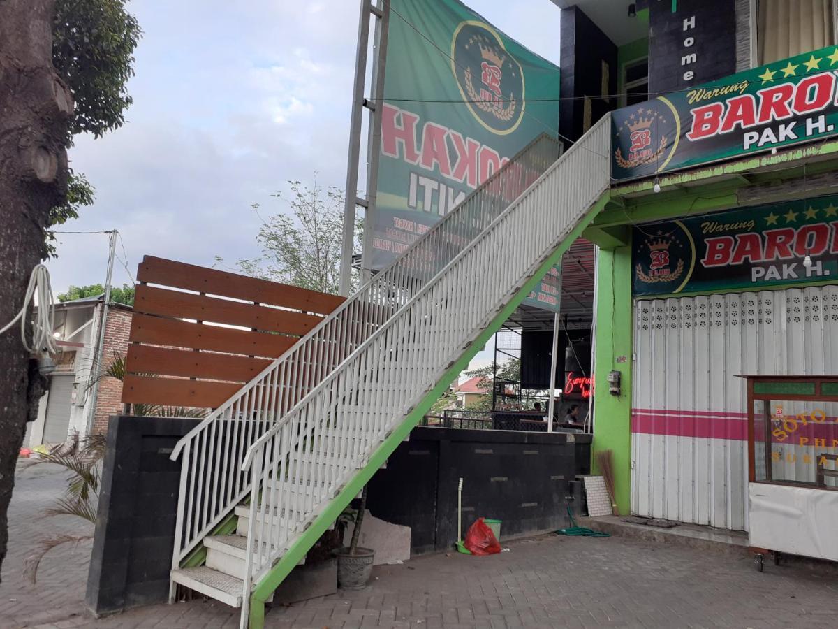 Spot On 2332 D'Green Homestay Бануванги Екстериор снимка